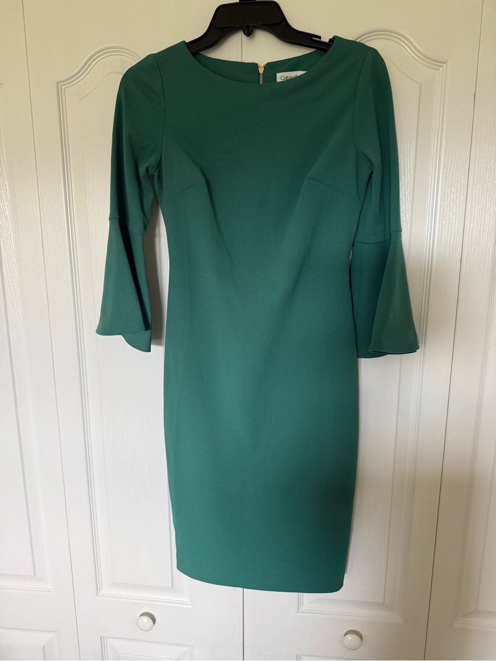 Calvin Klein Emerald Green Sheath Dress with Flared Sleeves
